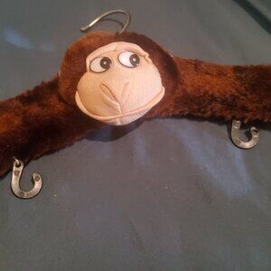 MONKEY HANGER SMALL